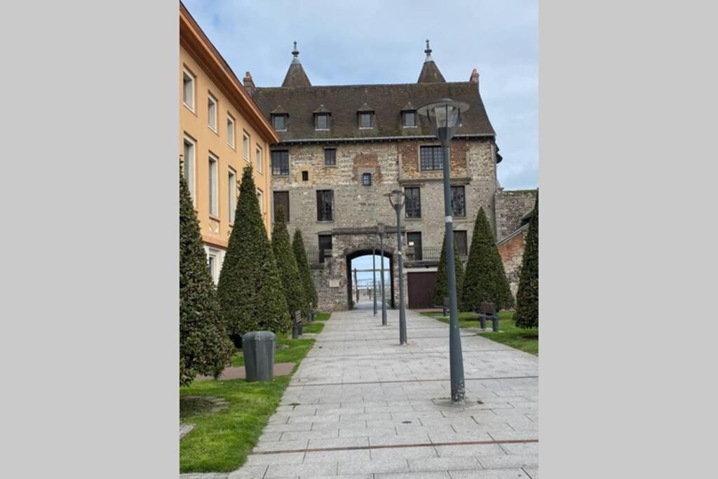 Appartement Centre Ville De Dieppe Bagian luar foto