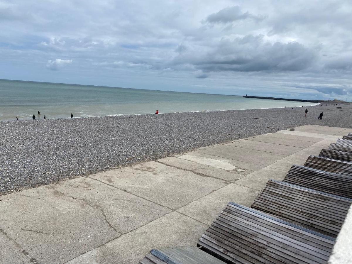 Appartement Centre Ville De Dieppe Bagian luar foto